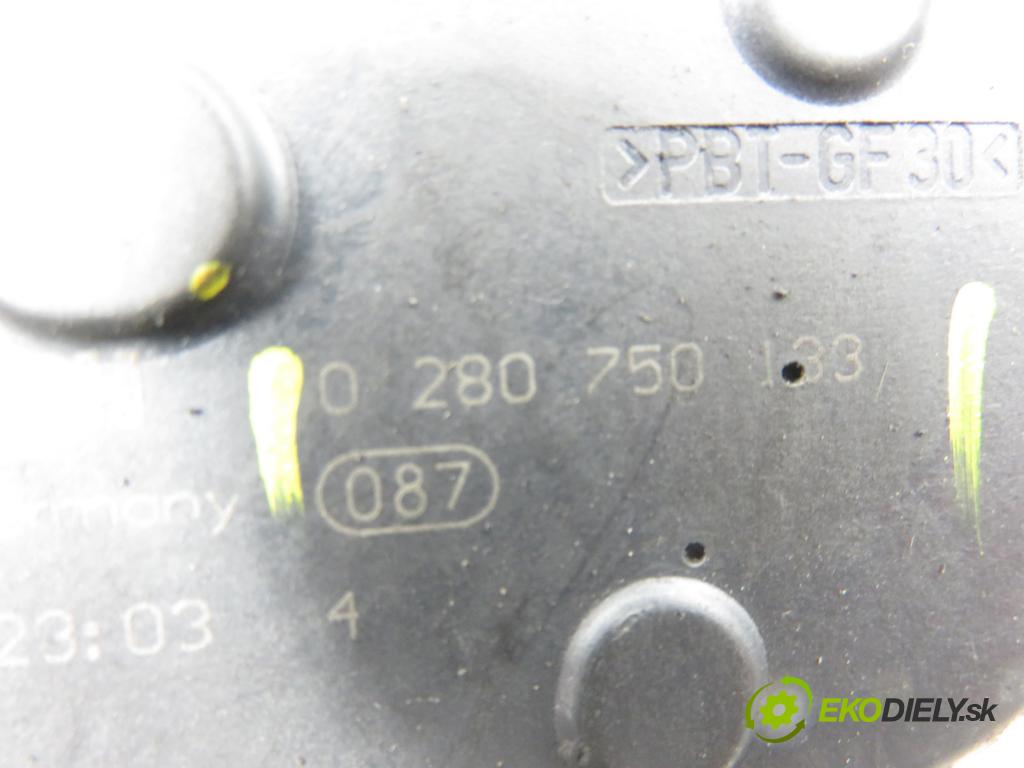 OPEL CORSA C (X01) HB 2004 59,00 1.2 16V Twinport 80 - Z 12 XEP 1229,00 škrtíci klapka 24420536 ; 0280750133 (Škrticí klapka)