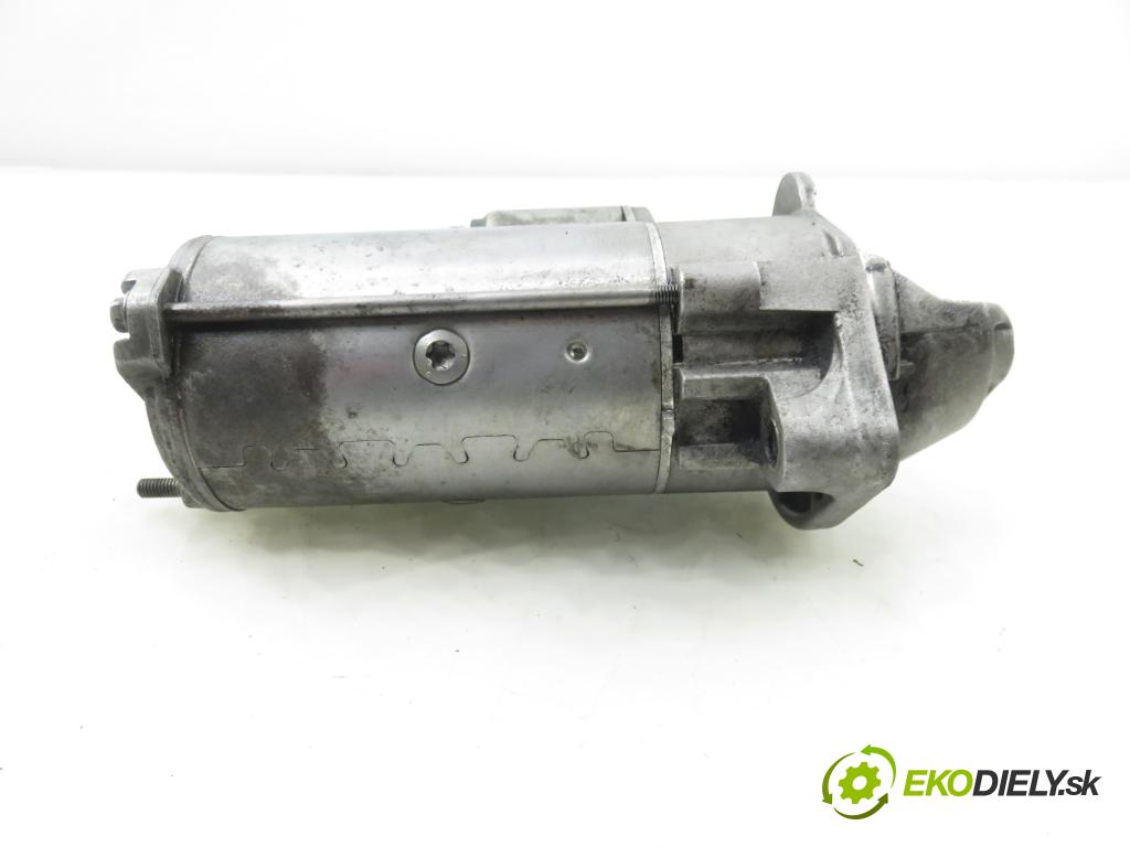 VW PASSAT B5.5 (3B3) SEDAN 2001 74,00 1.9 TDI PD 101 - AVB 1896,00 startér  (Startér)