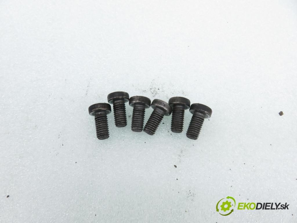 PEUGEOT 207 SW (WK_) KOMBI 2008 88,00 1.6 16V - 5FW (EP6) 1598,00 řemenice zotrvačník: ADP153028