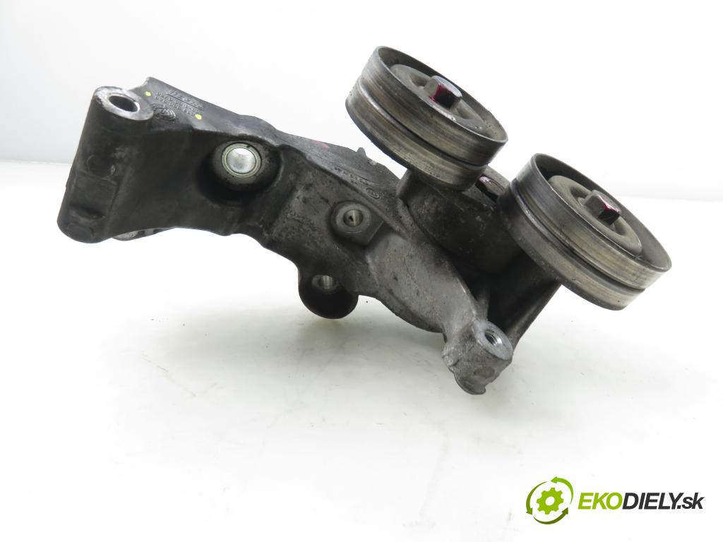 OPEL ZAFIRA B (A05) MINIVAN 2008 92,00 1.7 CDTI - A 17 DTR 1686,00 uchycení alternátora 898005563