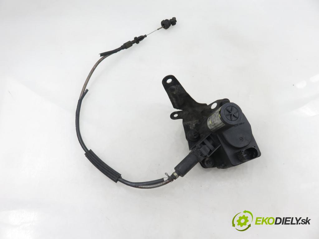 BMW 3 (E46) SEDAN 1999 77,00 316 i 105 - M43 B19 (194E1) 1895,00 motorek tempomatu 8369027 ; 408201013001