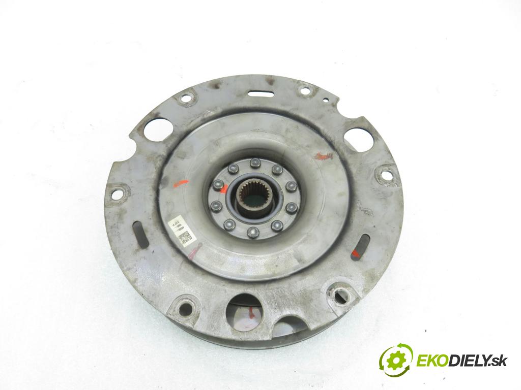 AUDI Q5 (8R) SUV 2010 176,00 3.0 TDI quattro - CCWA 2967,00 řemenice dvojhmota 0B5105317F