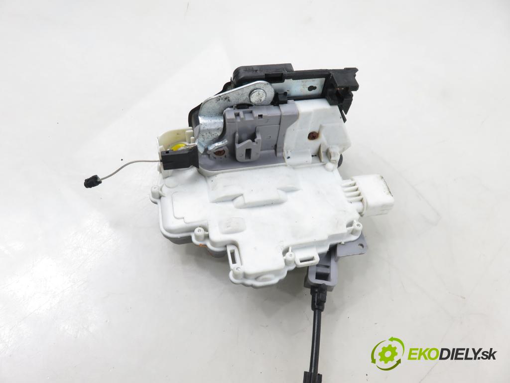 SEAT LEON (1P1) HB 2008 75,00 1.6 - BSE 1595,00 zámok