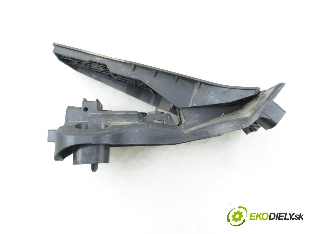 SEAT LEON (1P1) HB 2008 75,00 1.6 - BSE 1595,00 Potenciometer plynu 1K1721503AS (Potenciometer plynového pedálu)