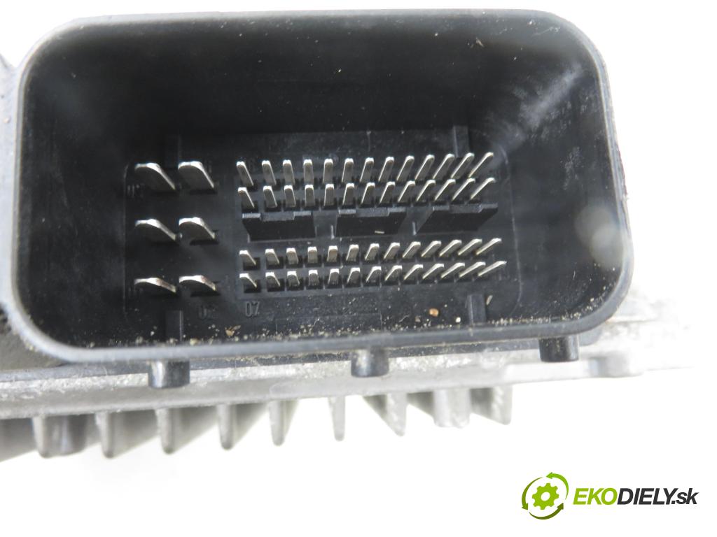 MERCEDES-BENZ KLASA A (W169) HB 2005 80,00 2.0 CDI 109 - OM 640.940 1991,00 Riadiaca jednotka Motor 0281012255 ; A6401502479