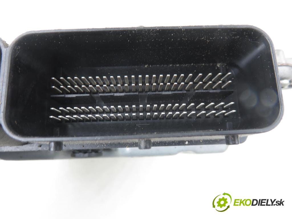 MERCEDES-BENZ KLASA A (W169) HB 2005 80,00 2.0 CDI 109 - OM 640.940 1991,00 Riadiaca jednotka Motor 0281012255 ; A6401502479