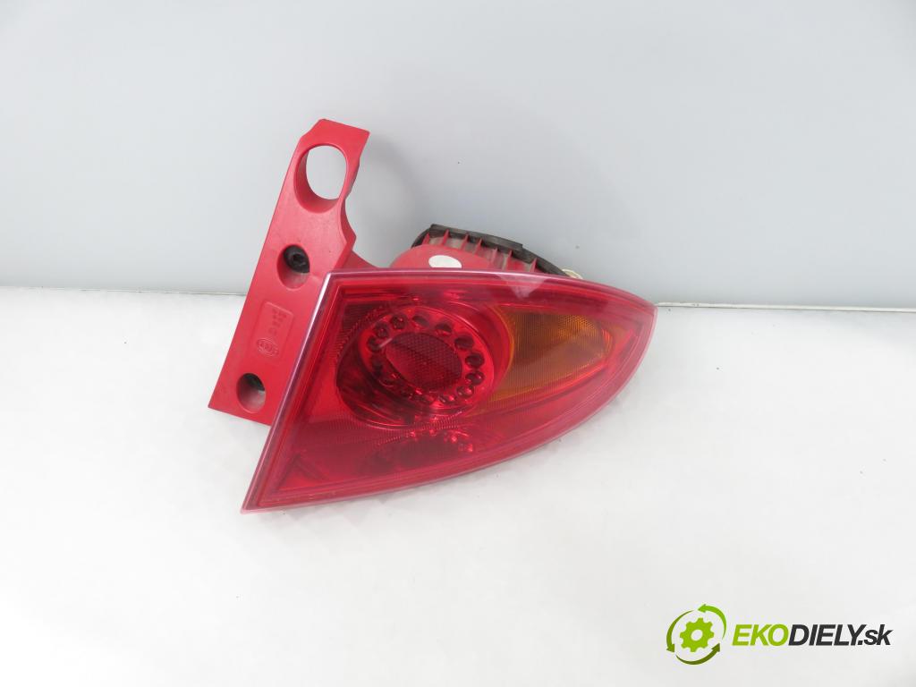 SEAT LEON (1P1) HB 2008 75,00 1.6 - BSE 1595,00 světlo pravé zadní