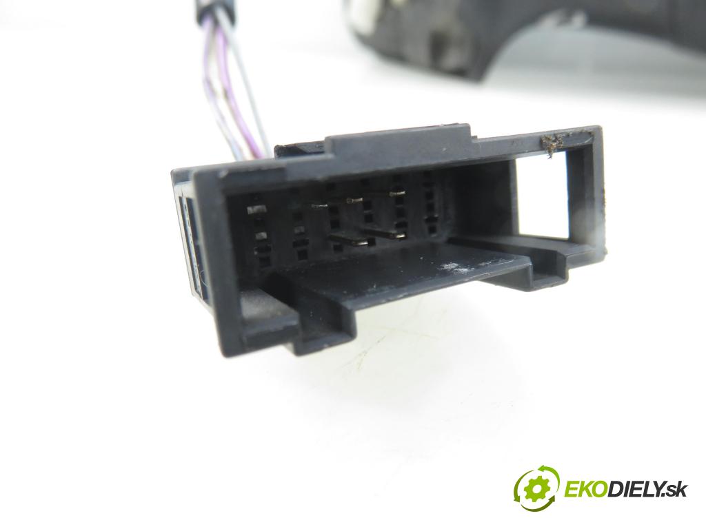 VW GOLF IV (1J1) HB 2000 66,00 1.9 TDI - AGR 1896,00 Spätné zrkadlo