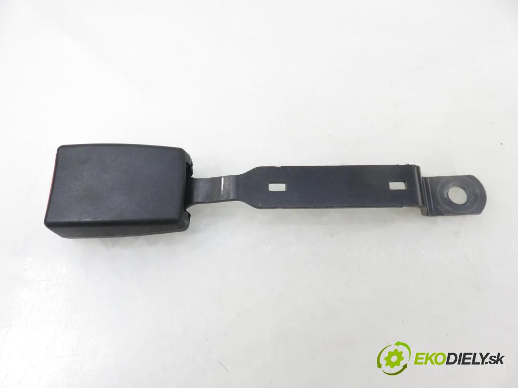 SKODA FABIA I (6Y2) HB 2002 44,00 1.4 MPi 60 - AZE 1397,00 držák BEZPEČNOST LP 6Y0857701A