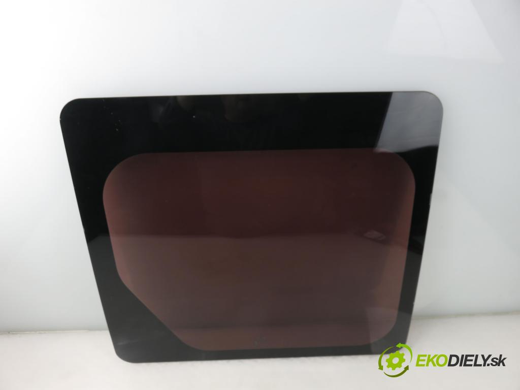 FORD TOURNEO CONNECT KOMBIVAN 2003 66,00 1.8 TDCi - HCPB 1753,00 okno dveře posúvne P