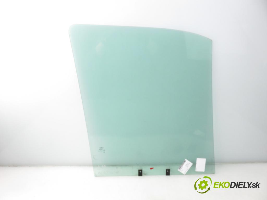 FORD TOURNEO CONNECT KOMBIVAN 2003 66,00 1.8 TDCi - HCPB 1753,00 Okno LP