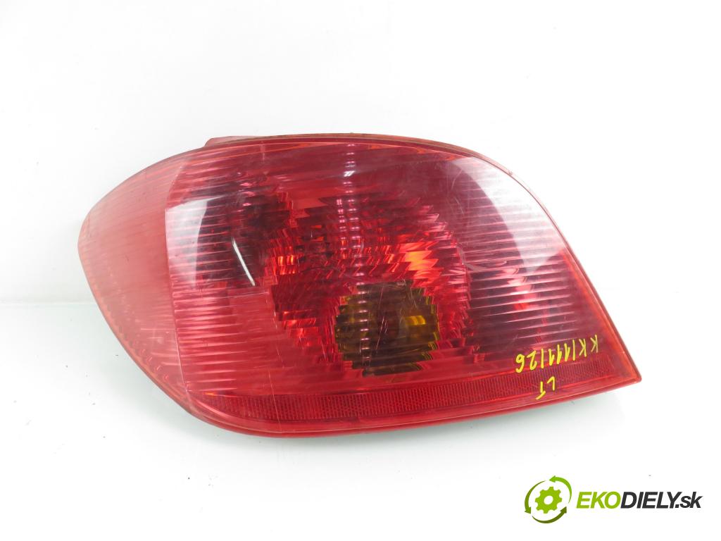 PEUGEOT 307 (3A/C) HB 2003 80,00 1.6 16V - NFU (TU5JP4) 1587,00 světlo levé zadní 