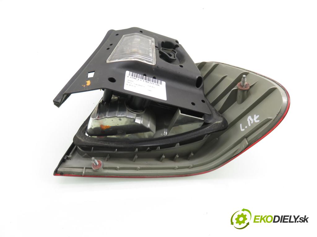 BMW 3 (E46) SEDAN 2005 85,00 316 i - N46 B18 A 1796,00 světlo levé zadní 6946535