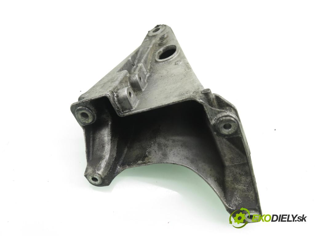 VW TRANSPORTER V Skrzynia (7HA, 7HH, 7EA, 7EH) FURGON 2005 77,00 1.9 TDI PD 105 - AXB 1896,00 uchycení motora 7H0199370A