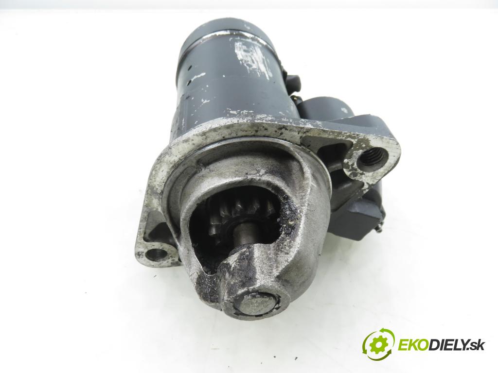 OPEL MERIVA A nadwozie wielkoprzestrzenne (MPV) (X03) MINIVAN 2004 55,00 1.7 DTI 75 - Y 17 DT 1686,00 Štartér 221158 (Štartér)