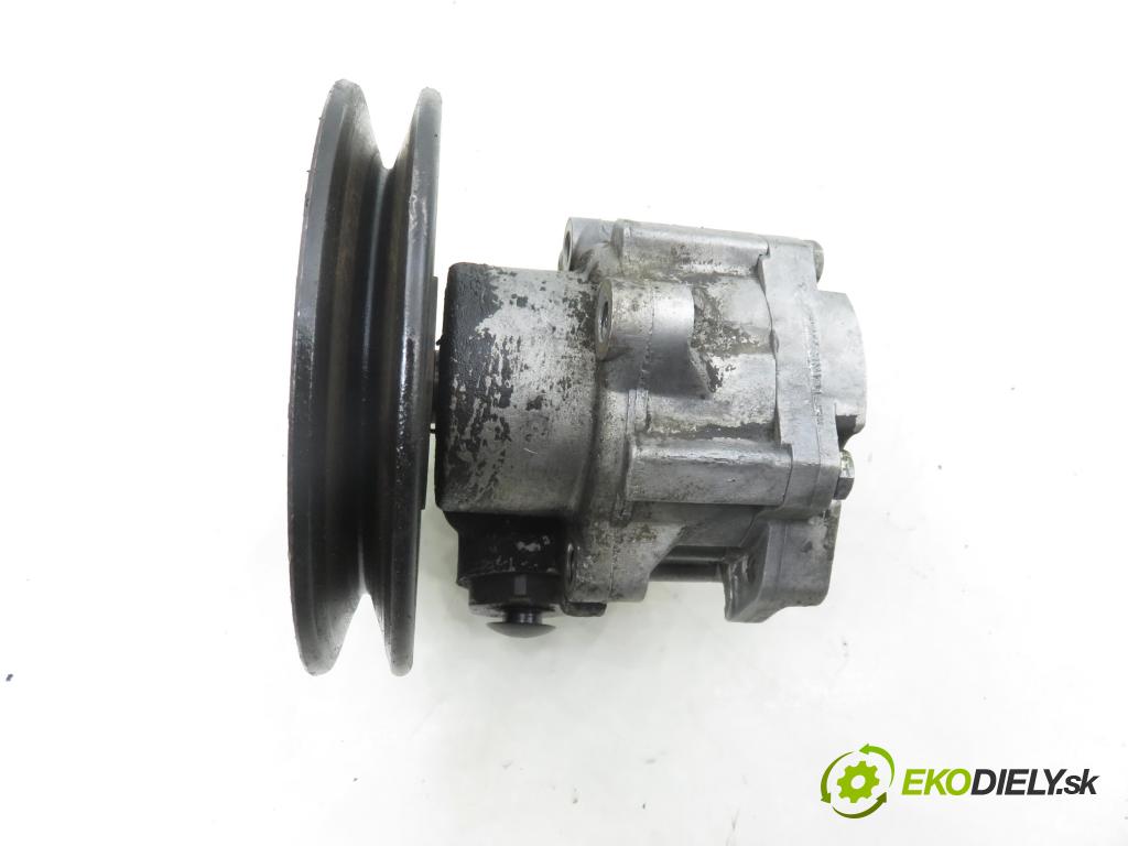 VW TRANSPORTER IV Skrzynia (70XA) KABINA/PLATFORMA 1994 55,00 2.4 D - AJA 2370,00 pumpa servočerpadlo  (Servočerpadlo)