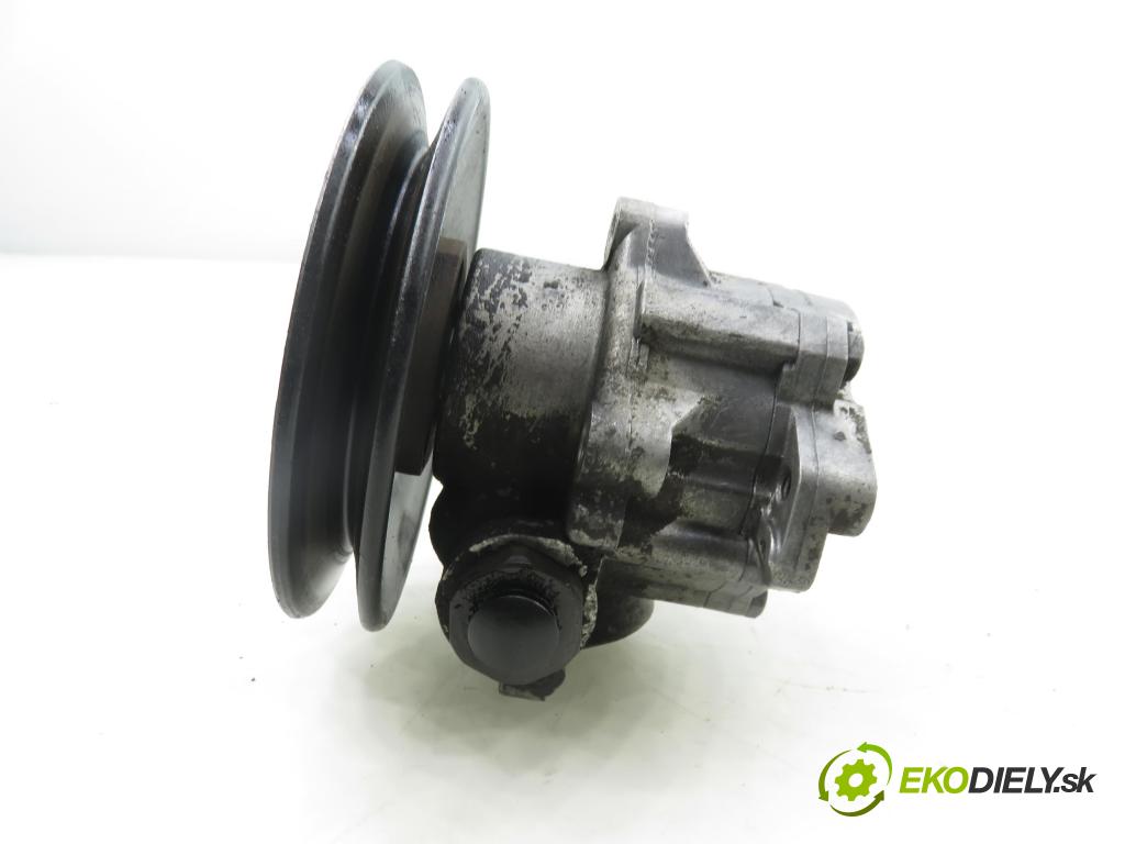 VW TRANSPORTER IV Skrzynia (70XA) KABINA/PLATFORMA 1994 55,00 2.4 D - AJA 2370,00 pumpa servočerpadlo  (Servočerpadlo)