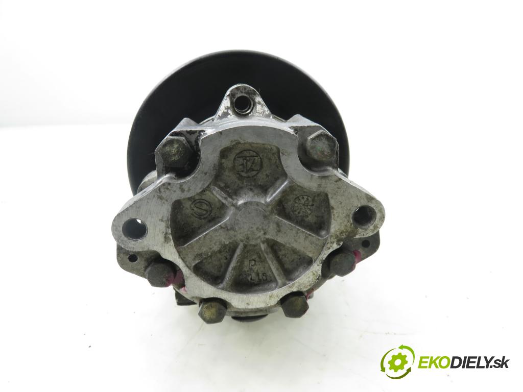 VW TRANSPORTER IV Skrzynia (70XA) KABINA/PLATFORMA 1994 55,00 2.4 D - AJA 2370,00 pumpa servočerpadlo  (Servočerpadlo)