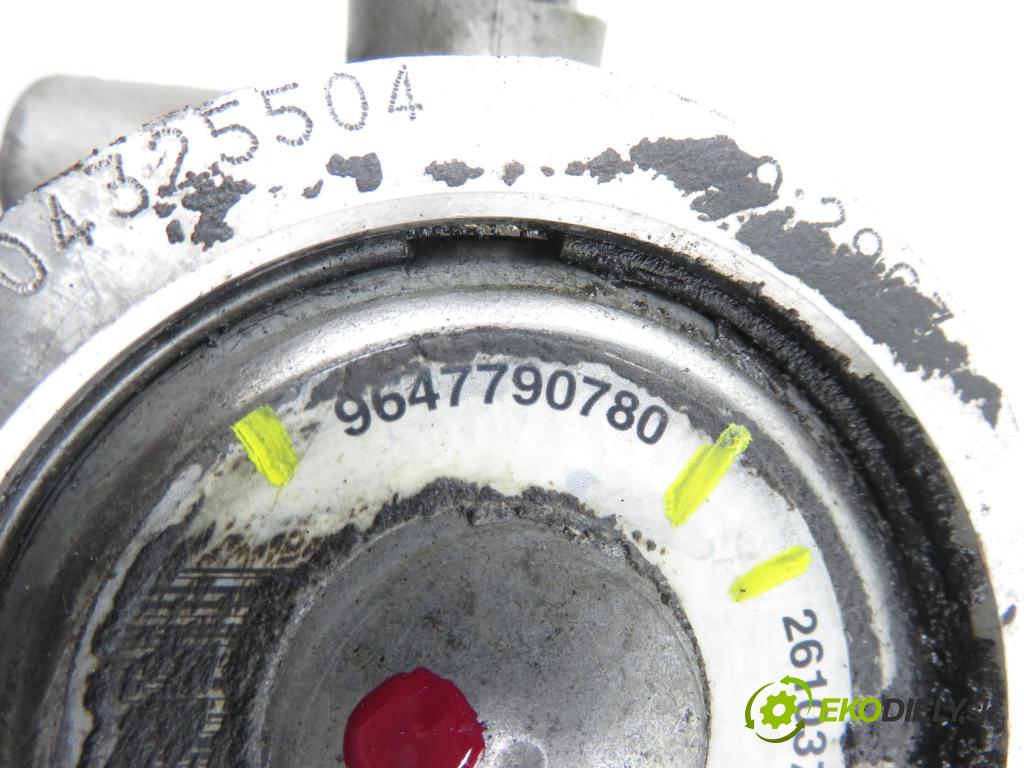 CITROEN XSARA PICASSO (N68) MINIVAN 2004 80,00 1.6 HDi 109 - 9HY (DV6TED4) 1560,00 Pumpa servočerpadlo 9647790780 ; 26103773QP (Servočerpadlo)