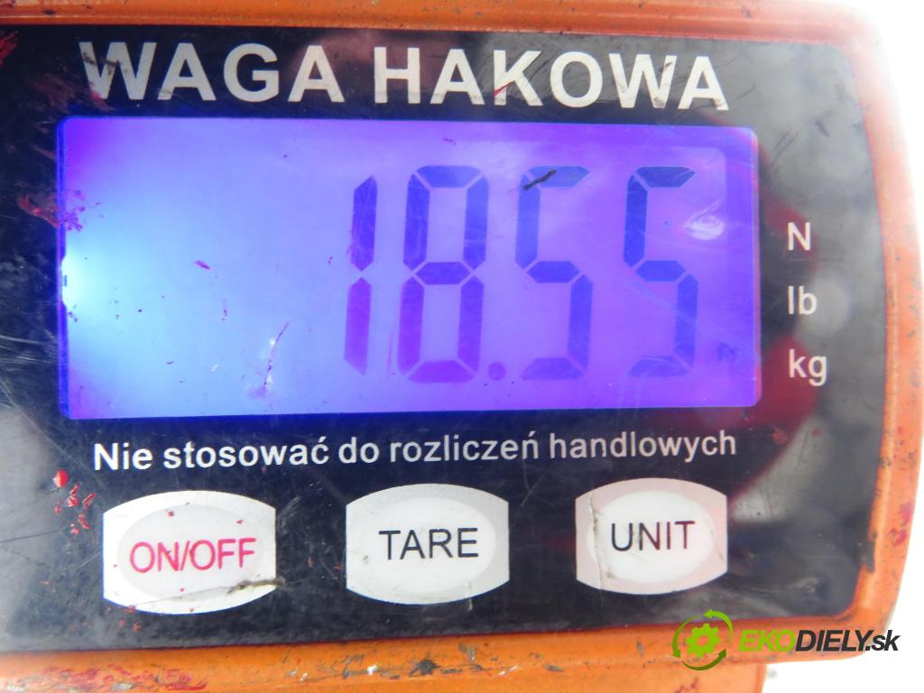 RENAULT TRAFIC II Skrzynia (FL) FURGON 2002 74,00 1.9 dCi - F9Q 760 1870,00 PŘEDNÍ: