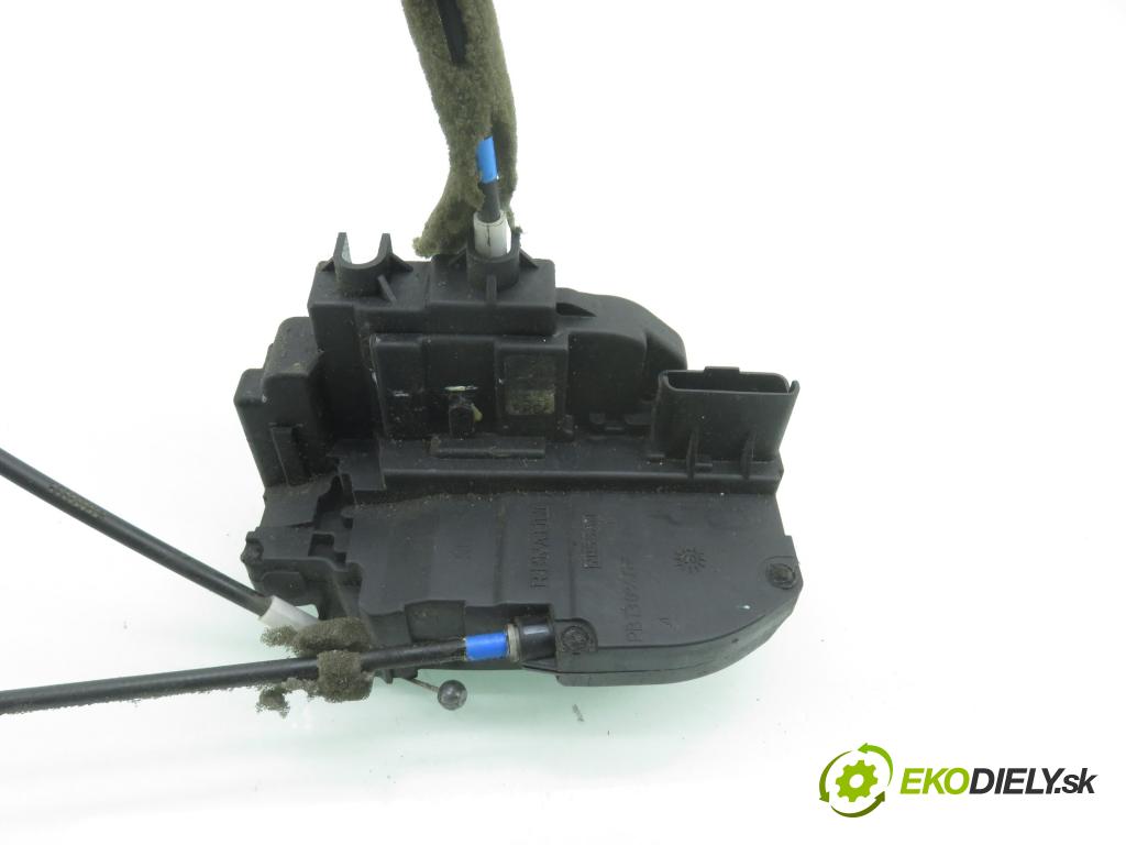 NISSAN NP300 NAVARA (D40) PICK-UP 2006 126,00 2.5 dCi 171 2488,00 zámok PTE 21206A