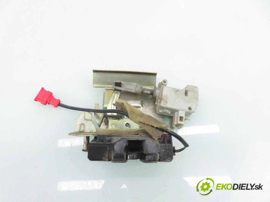 FORD GALAXY (WGR) VAN 2002 85,00 1.9 TDI PD 115 - AUY 1896,00 zámok dverí kufor EL. YM21431C50DG