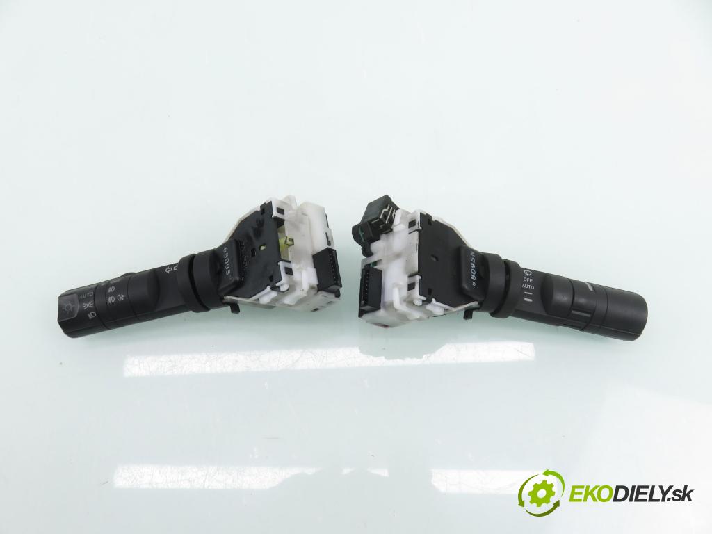 NISSAN NP300 NAVARA (D40) PICK-UP 2006 126,00 2.5 dCi 171 2488,00 PAKA/ŘAZENÍ/SADA: 