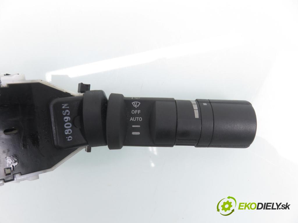 NISSAN NP300 NAVARA (D40) PICK-UP 2006 126,00 2.5 dCi 171 2488,00 PAKA/ŘAZENÍ/SADA: