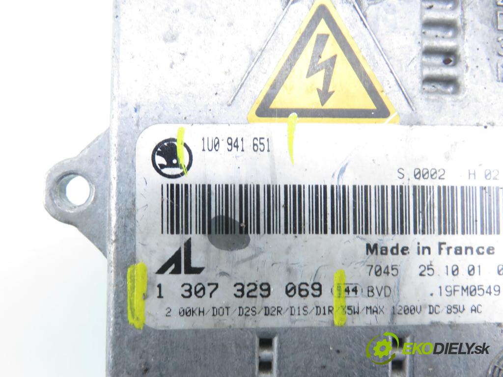 SKODA OCTAVIA I Combi (1U5) KOMBI 2003 66,00 1.9 TDI 90 - ALH 1896,00 měnič XENONOVA: 1307329069 ; 1U0941651