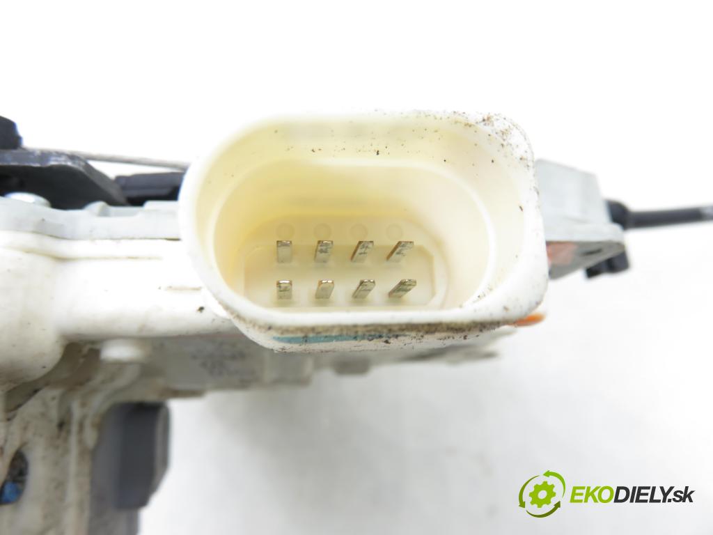 SEAT LEON (1P1) HB 2008 75,00 1.6 - BSE 1595,00 zámok LTE 1P0839015