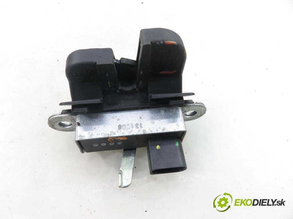 SEAT LEON (1P1) HB 2008 75,00 1.6 - BSE 1595,00 zámok dveří kufr EL. 1P0827505A