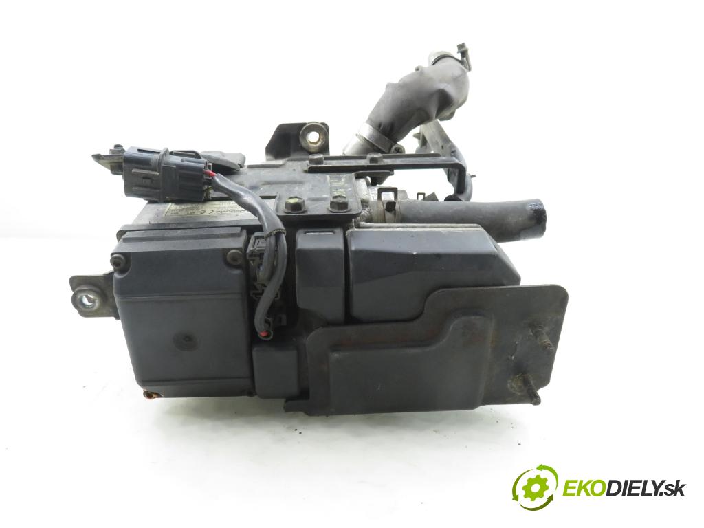 KIA SORENTO I (JC) SUV 2004 103,00 2.5 CRDi 140 - D4CB 2497,00 Webasto 000002021131 (Webasto (nezávislé kúrenie))