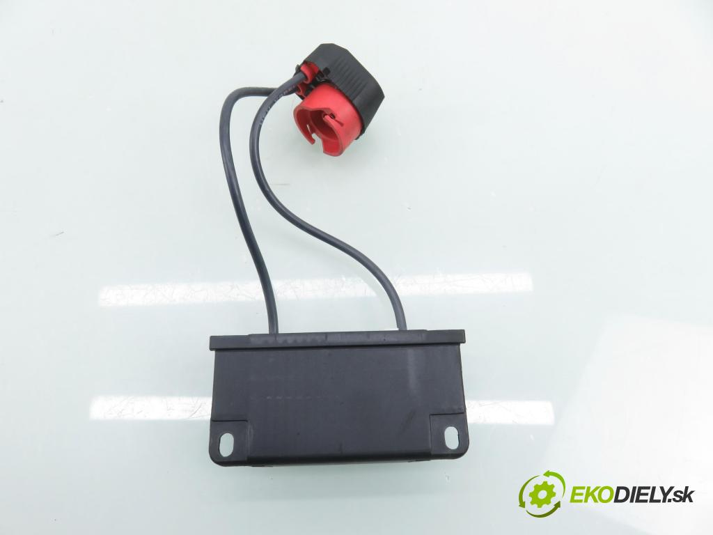 SKODA OCTAVIA I Combi (1U5) KOMBI 2003 66,00 1.9 TDI 90 - ALH 1896,00 XENON 1307329057