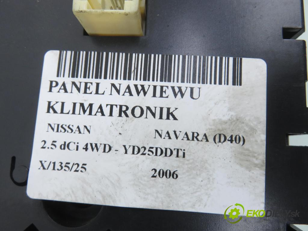 NISSAN NP300 NAVARA (D40) PICK-UP 2006 126,00 2.5 dCi 171 2488,00 Panel topení KLIMATRONIK 27500EB56A