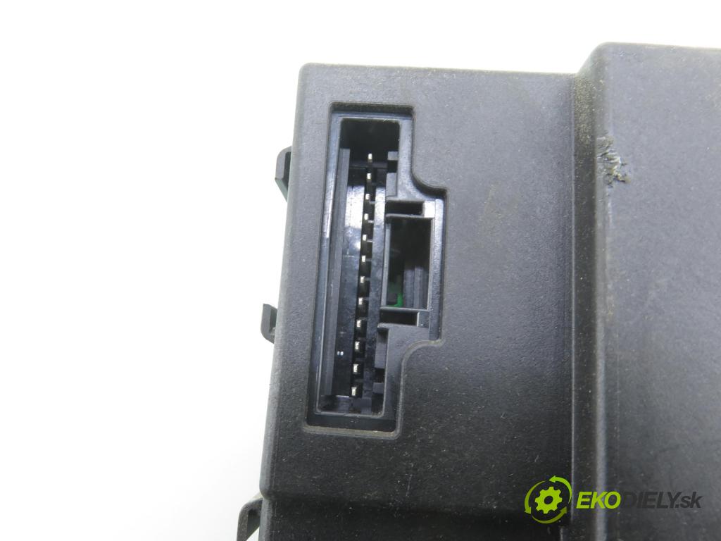 NISSAN NP300 NAVARA (D40) PICK-UP 2006 126,00 2.5 dCi 171 2488,00 MODUL BSM 284B2EB32A ; 5WK48921