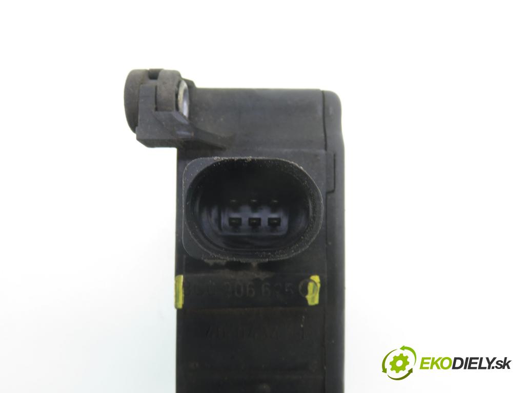 VW PASSAT B6 Variant (3C5) KOMBI 2005 77,00 1.9 TDI - BKC 1896,00 VENTIL: magnetický 3C0906625