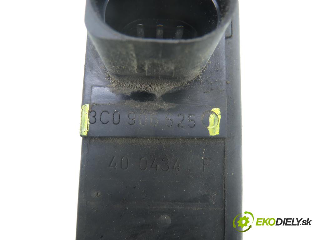 VW PASSAT B6 Variant (3C5) KOMBI 2005 77,00 1.9 TDI - BKC 1896,00 VENTIL: magnetický 3C0906625