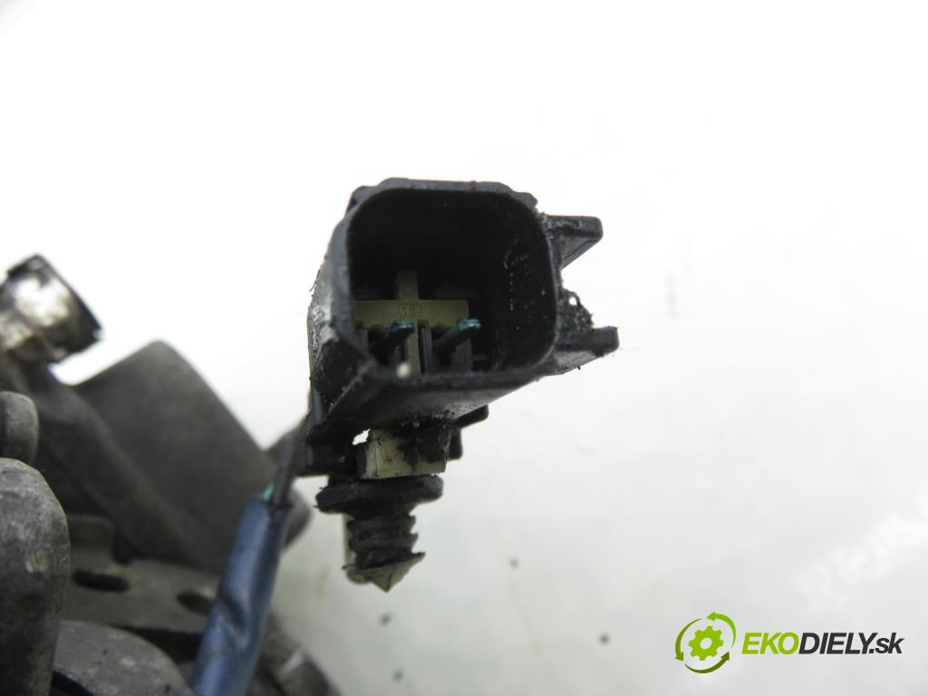 FORD TRANSIT CUSTOM V362 Skrzynia (FY, FZ) FURGON 2016 77,00 2.0 TDCi - YLF6 1995,00 KOMPRESOR: klimatizace GK2119D629BE ; 4472808891 (Kompresor klimatizace)