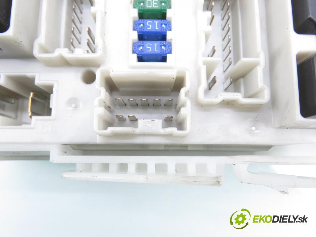 NISSAN NP300 NAVARA (D40) PICK-UP 2006 126,00 2.5 dCi 171 2488,00 MODUL BSI 284B6EB30C