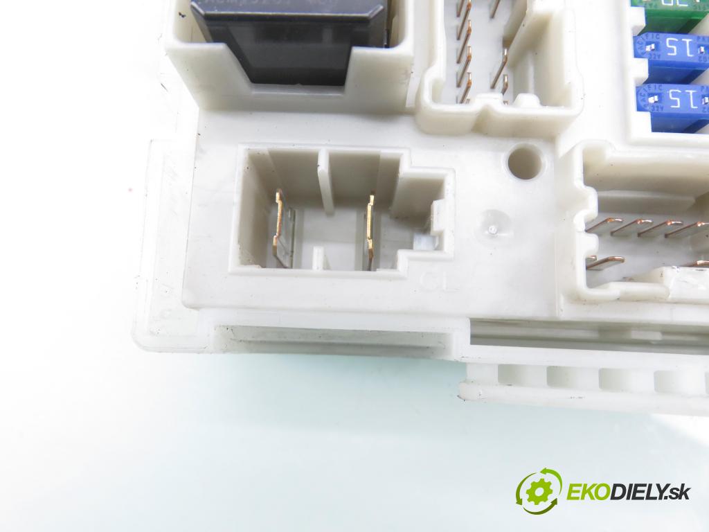 NISSAN NP300 NAVARA (D40) PICK-UP 2006 126,00 2.5 dCi 171 2488,00 MODUL BSI 284B6EB30C