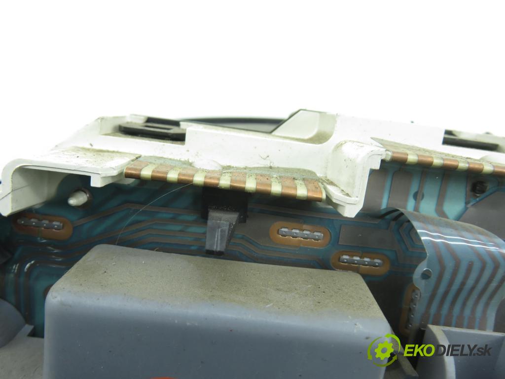 CITROEN BERLINGO / BERLINGO FIRST nadwozie wielkoprzestrzenne (MPV) KOMBIVAN 1998 55,00 1.4 i 75 - KFX 1360,00 Prístrojovka elektrický 9630166480