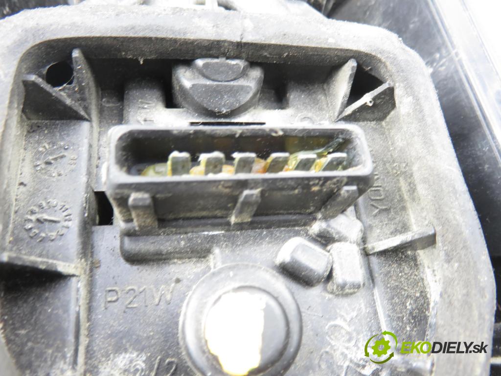 CITROEN BERLINGO / BERLINGO FIRST nadwozie wielkoprzestrzenne (MPV) KOMBIVAN 1998 55,00 1.4 i (MFKFX, MFKFW) - KFX (TU3JP) 1360,00 Svetlo ľavé zadné