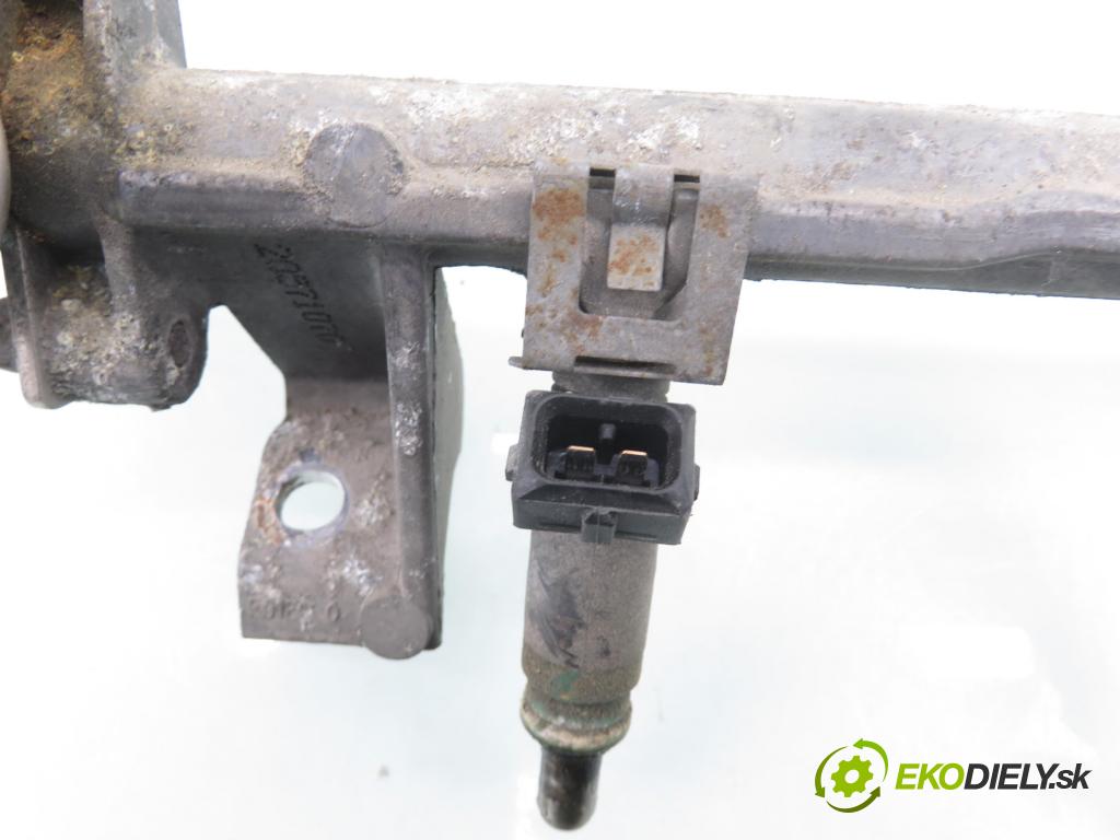 FORD FOCUS (DAW, DBW) HB 1999 74,00 1.6 16V 100 - FYDA 1596,00 lišta vstřikovací 98MFBA (Vstřikovací lišta)