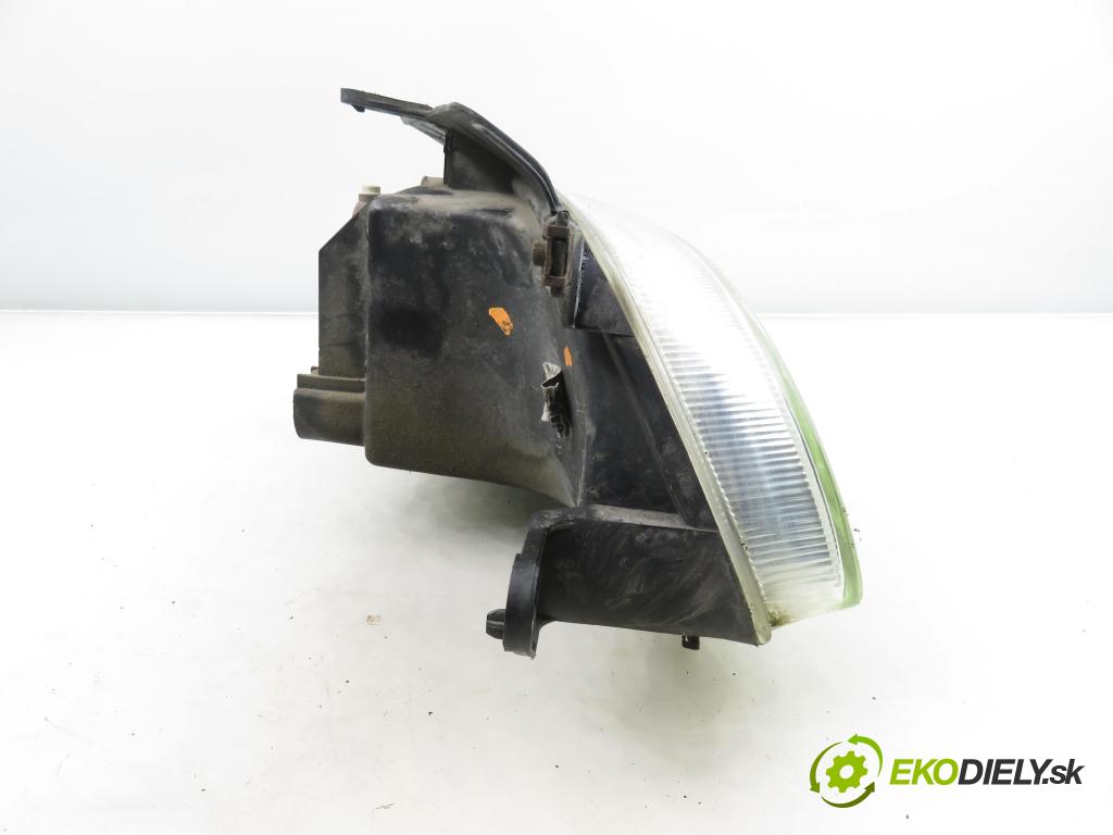 CITROEN BERLINGO / BERLINGO FIRST nadwozie wielkoprzestrzenne (MPV) KOMBIVAN 1998 55,00 1.4 i 75 - KFX 1360,00 Svetlo LP