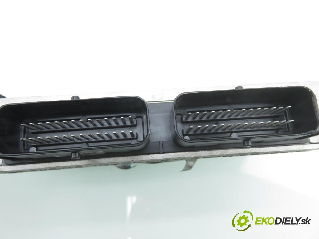 BMW 3 (E46) SEDAN 2005 85,00 316 i - N46 B18 A 1796,00 Riadiaca jednotka LPG 67R016025