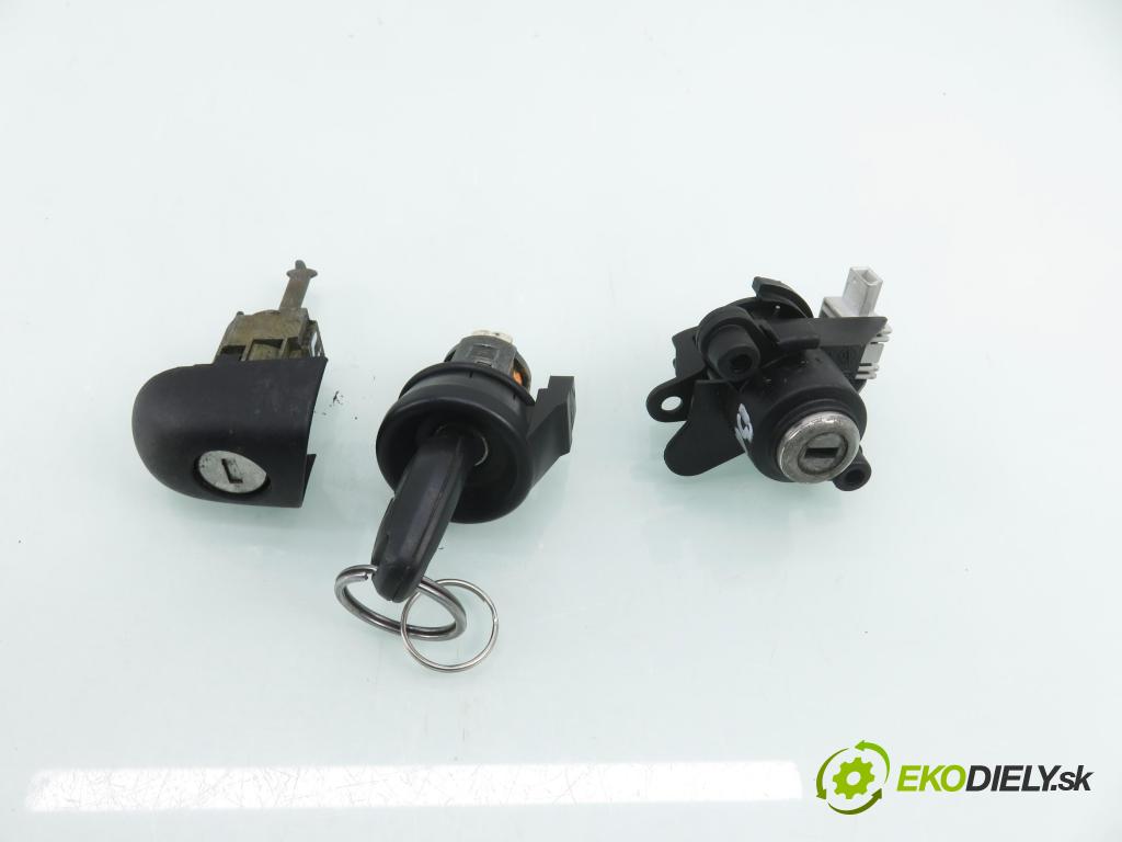 BMW 3 (E46) SEDAN 2005 85,00 316 i - N46 B18 A 1796,00 VLOŽKY / KOMPL 