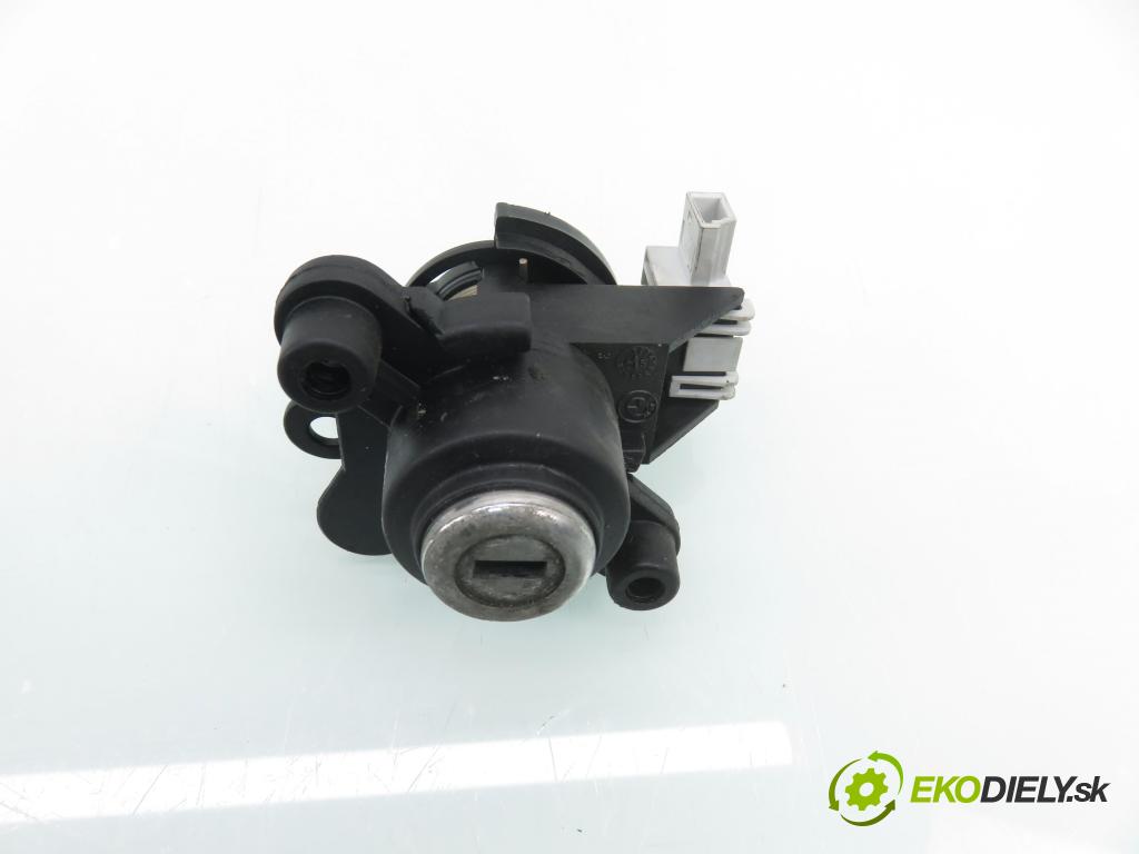 BMW 3 (E46) SEDAN 2005 85,00 316 i - N46 B18 A 1796,00 VLOŽKY / KOMPL