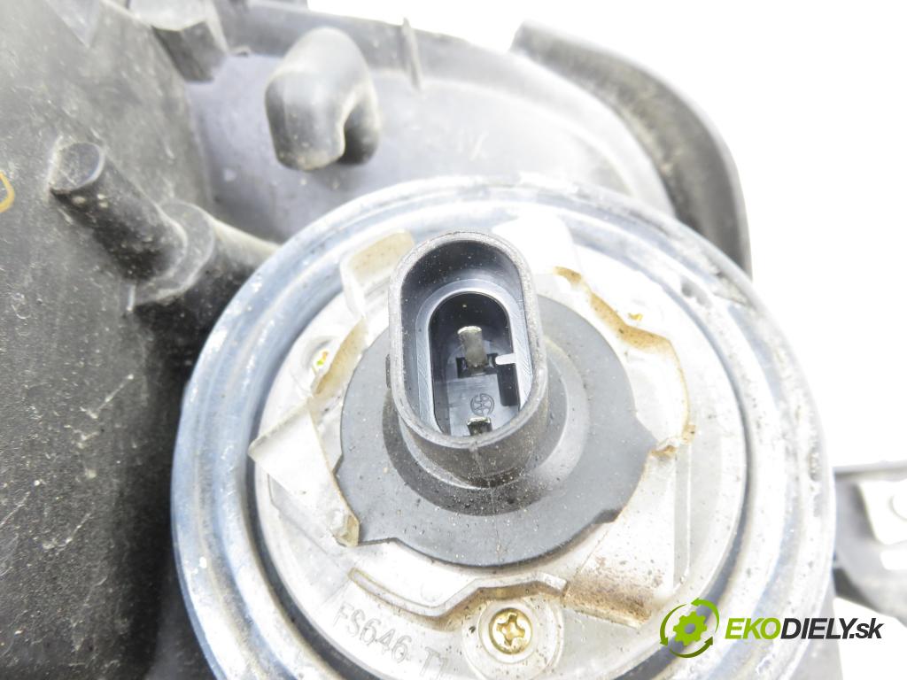 RENAULT CLIO II (BB_, CB_) HB 2001 43,00 1.2 8V 58 - D7F 726 1149,00 Svetlo LP