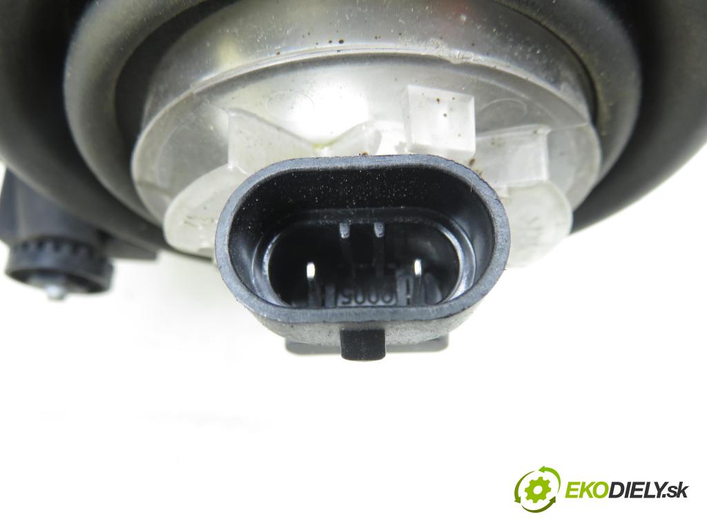 RENAULT CLIO II (BB_, CB_) HB 2001 43,00 1.2 8V 58 - D7F 726 1149,00 Svetlo PP