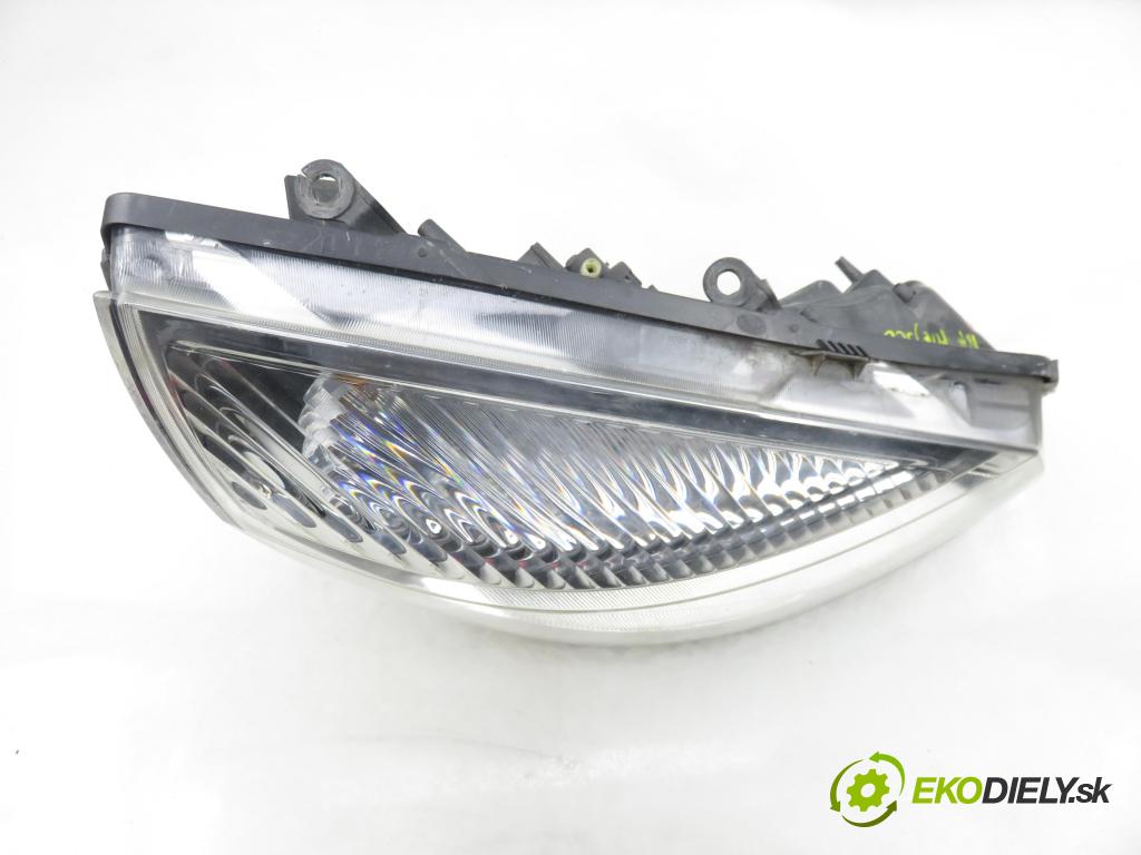 RENAULT SCENIC II (JM0/1_) MINIVAN 2006 96,00 1.9 dCi (JM15) - F9Q 804 1870,00 Svetlo PP